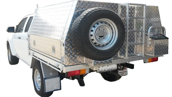 1800mm Checker plate of Ute Canopy with 2 doors